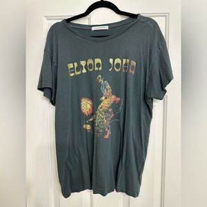 Elton John daydreamer tee